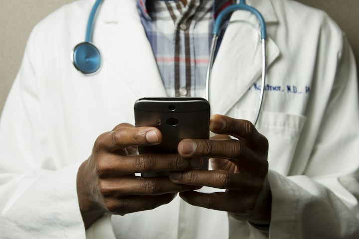 Technology supporting healthcare professionals